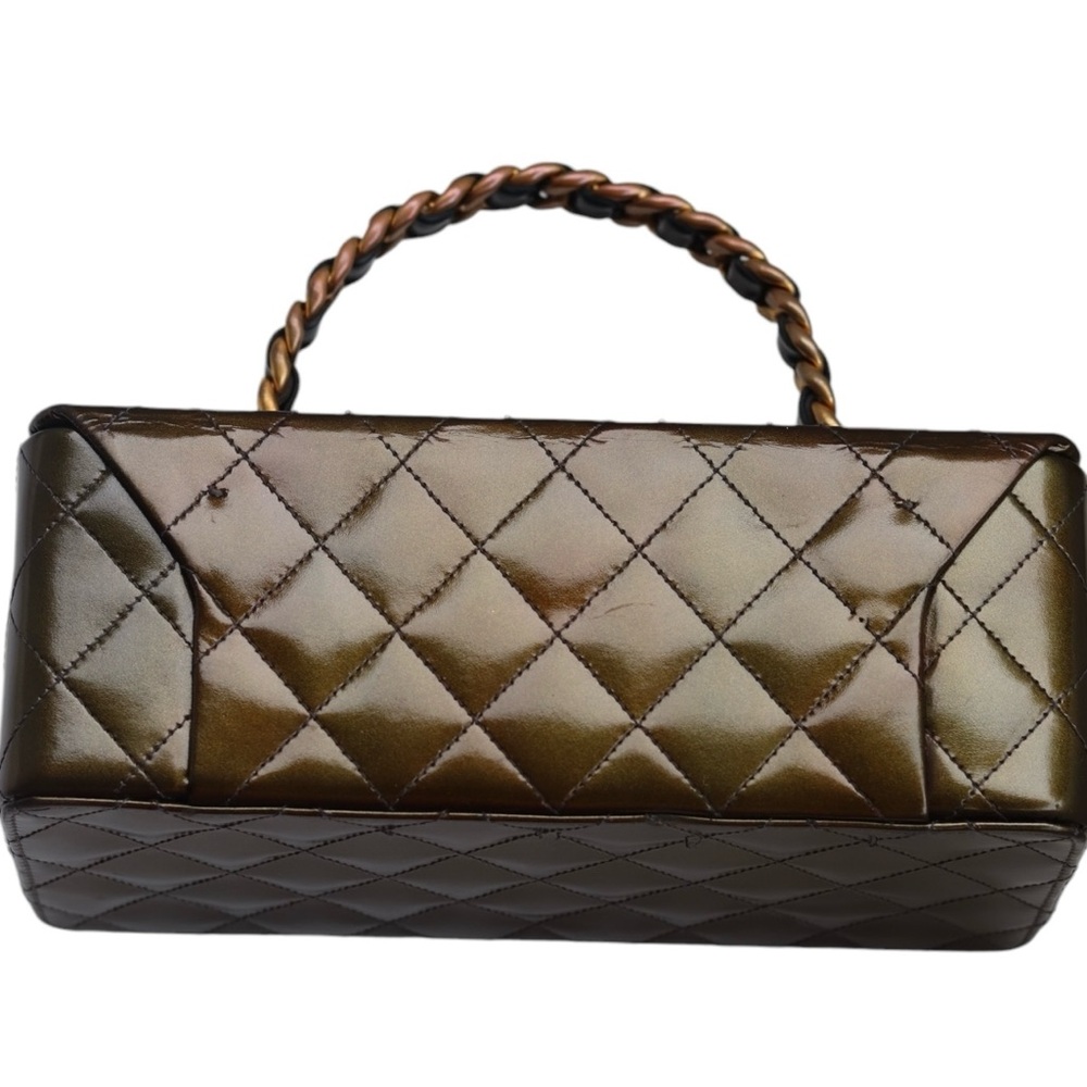 CHANEL Vintage Iridescent Olive Green Patent Leather Vanity Bag - Picture 7 of 15